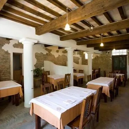 ファームステイ La Ravegnana *