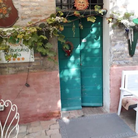 La Ravegnana مزرعة للإقامة
