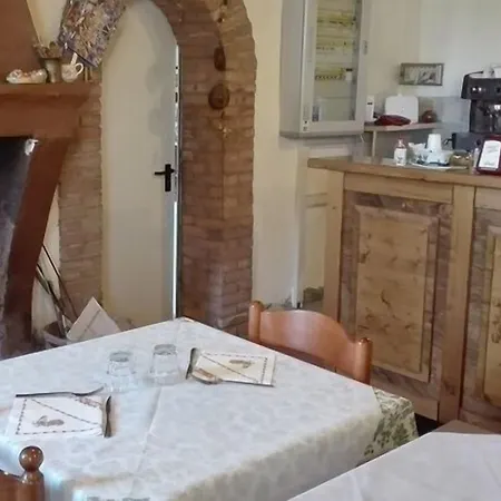 La Ravegnana Фермерский дом *